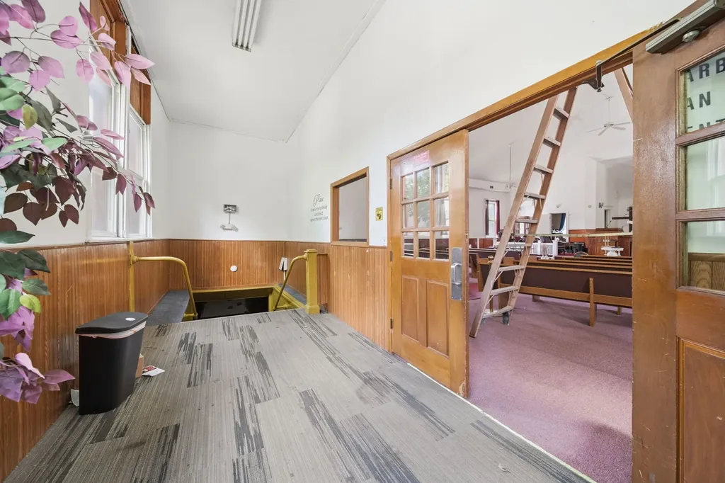 1501 West Marquette Road Chicago IL 60636