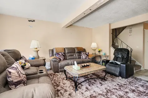 157 Thomas Road Bolingbrook IL 60440