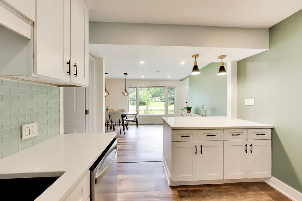 10 Rugby Road Lake Zurich IL 60047