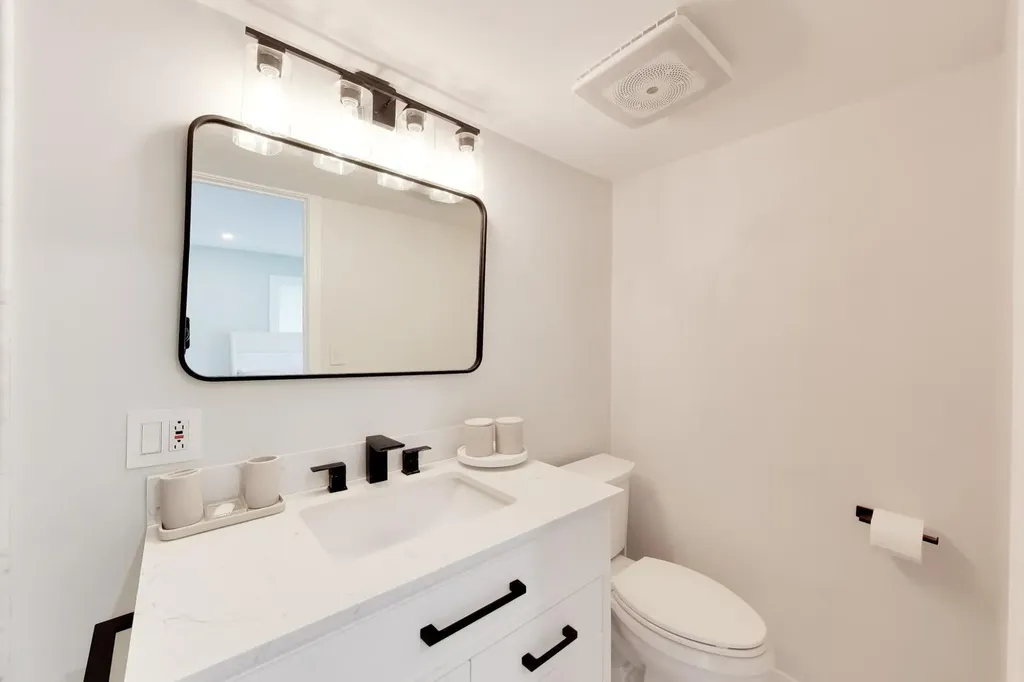 10 Rugby Road Lake Zurich IL 60047