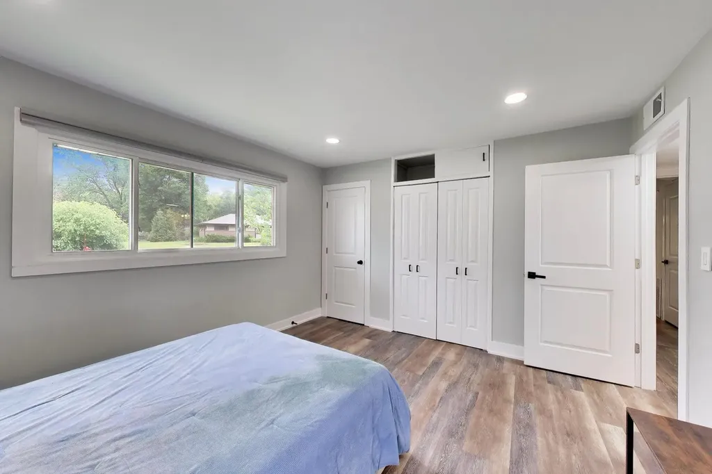 10 Rugby Road Lake Zurich IL 60047