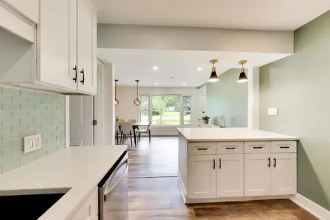 10 Rugby Road Lake Zurich IL 60047