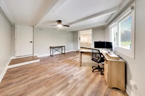 10 Rugby Road Lake Zurich IL 60047