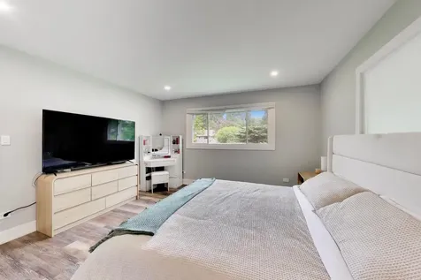 10 Rugby Road Lake Zurich IL 60047