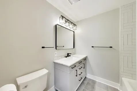 10 Rugby Road Lake Zurich IL 60047
