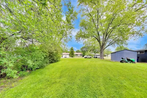 10 Rugby Road Lake Zurich IL 60047