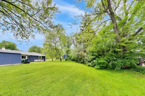 10 Rugby Road Lake Zurich IL 60047