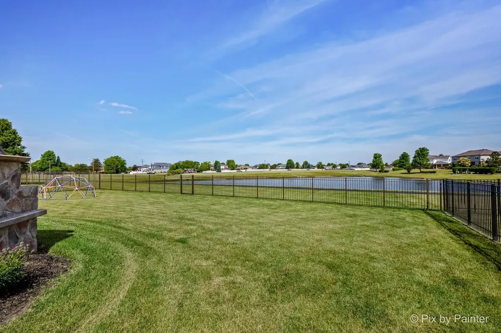 2827 Brett Drive New Lenox IL 60451