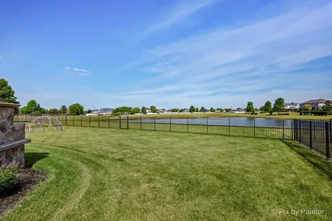 2827 Brett Drive New Lenox IL 60451
