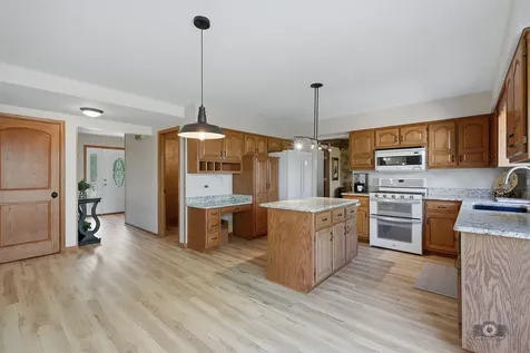 1206 Arbor Drive Lemont IL 60439