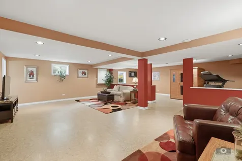 1206 Arbor Drive Lemont IL 60439