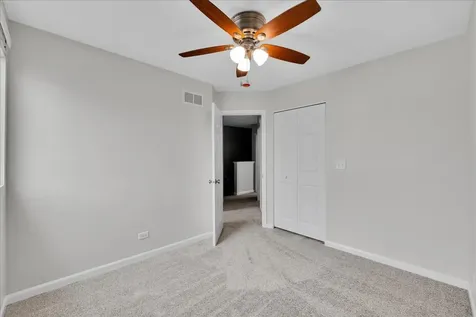 943 Four Seasons Boulevard Aurora IL 60504