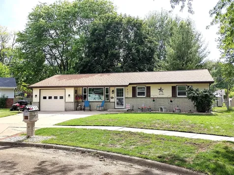 2321 Devon Court Loves Park IL 61111