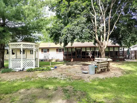 2321 Devon Court Loves Park IL 61111