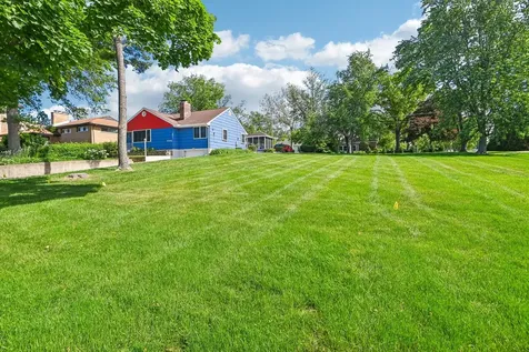 696 2ND Street Crete IL 60417