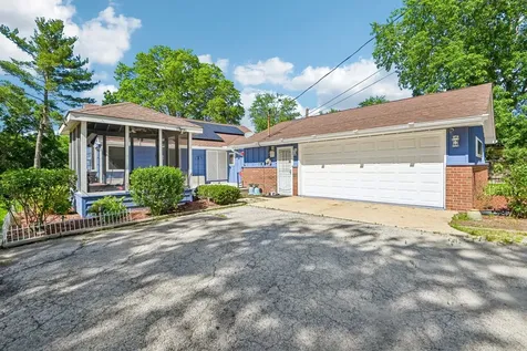 696 2ND Street Crete IL 60417