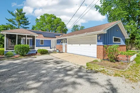 696 2ND Street Crete IL 60417