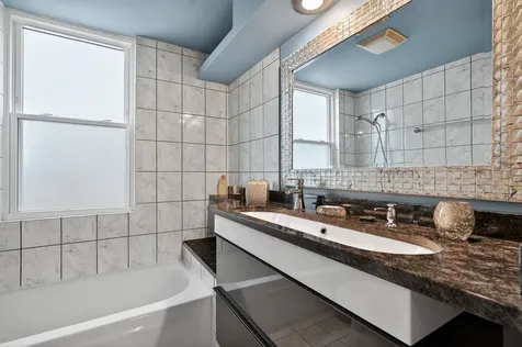 6602 West Montrose Avenue Harwood Heights IL 60706