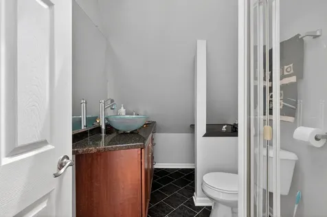 6602 West Montrose Avenue Harwood Heights IL 60706
