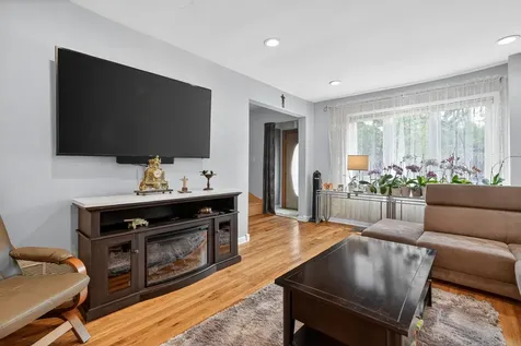 6602 West Montrose Avenue Harwood Heights IL 60706