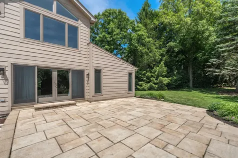 3N010 Lakeview Court West Chicago IL 60185