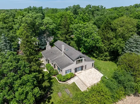 3N010 Lakeview Court West Chicago IL 60185