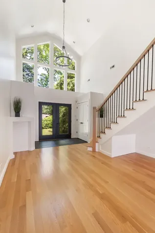 3N010 Lakeview Court West Chicago IL 60185