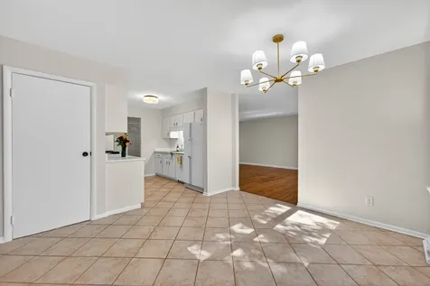 262 South 19th Street St. Charles IL 60174