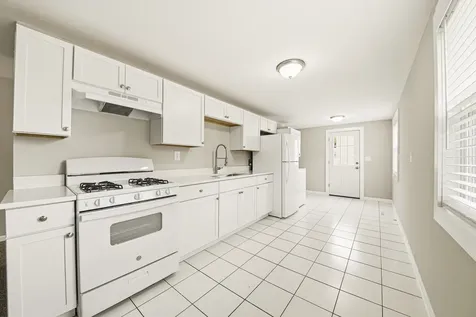 120 Adobe Circle Carpentersville IL 60110