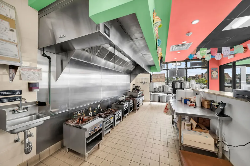 5926-28 South Pulaski Road Chicago IL 60629