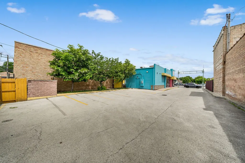 5926-28 South Pulaski Road Chicago IL 60629