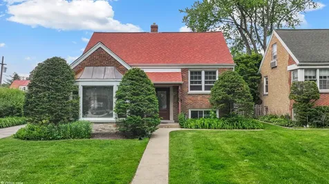 5320 Suffield Court Skokie IL 60077