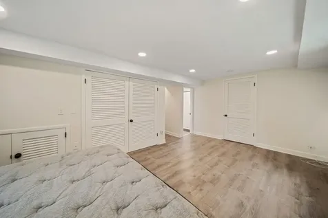5320 Suffield Court Skokie IL 60077