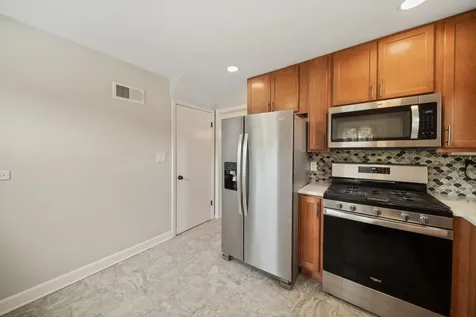 5320 Suffield Court Skokie IL 60077