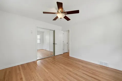 146 South Fremont Street Palatine IL 60067