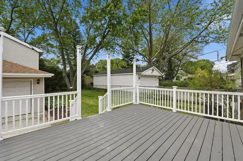 146 South Fremont Street Palatine IL 60067