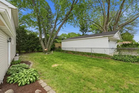 146 South Fremont Street Palatine IL 60067