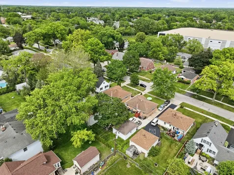 146 South Fremont Street Palatine IL 60067