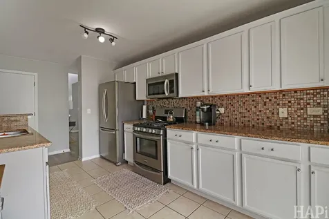 346 Prairie Mist Drive Round Lake IL 60073