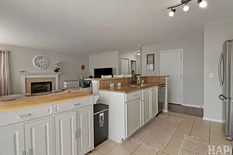346 Prairie Mist Drive Round Lake IL 60073