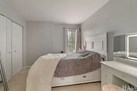 346 Prairie Mist Drive Round Lake IL 60073