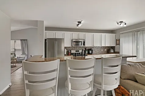 346 Prairie Mist Drive Round Lake IL 60073