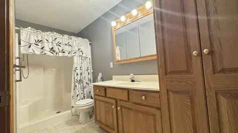 1047 Kleemann Drive Clinton IL 61727