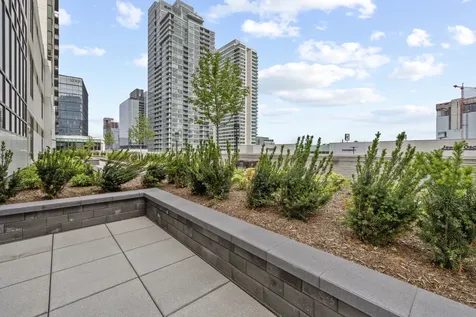650 West Wayman Street Chicago IL 60661