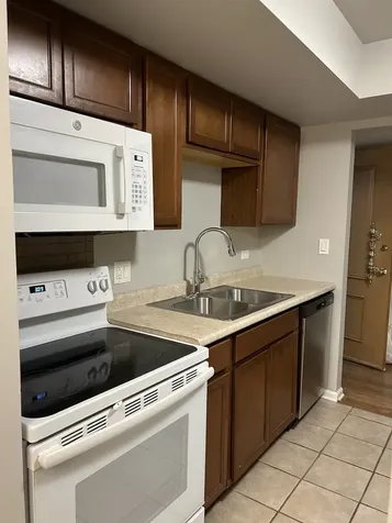 207 West Park Avenue Libertyville IL 60048