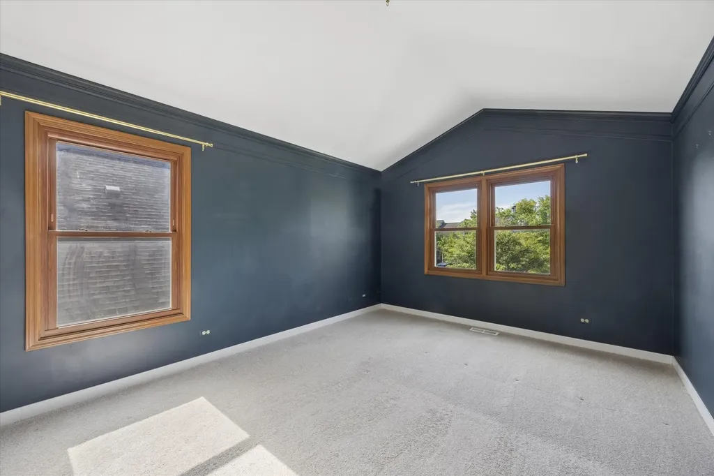 1239 Tennyson Lane Naperville IL 60540