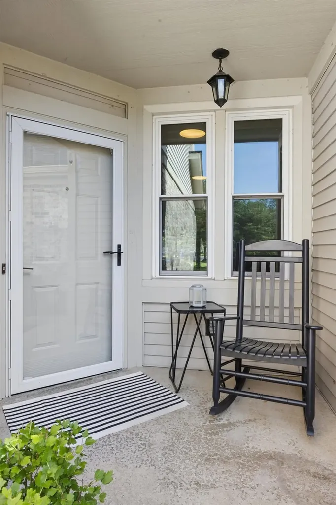 1239 Tennyson Lane Naperville IL 60540
