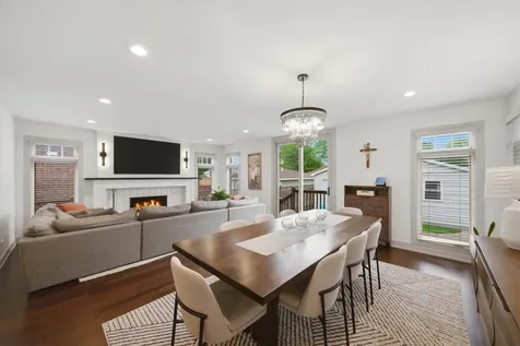 6057 North Tripp Avenue Chicago IL 60646