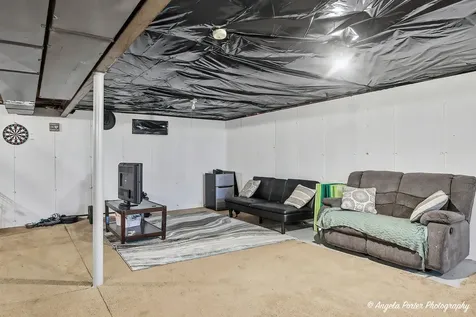 1904 Joanna Avenue Zion IL 60099