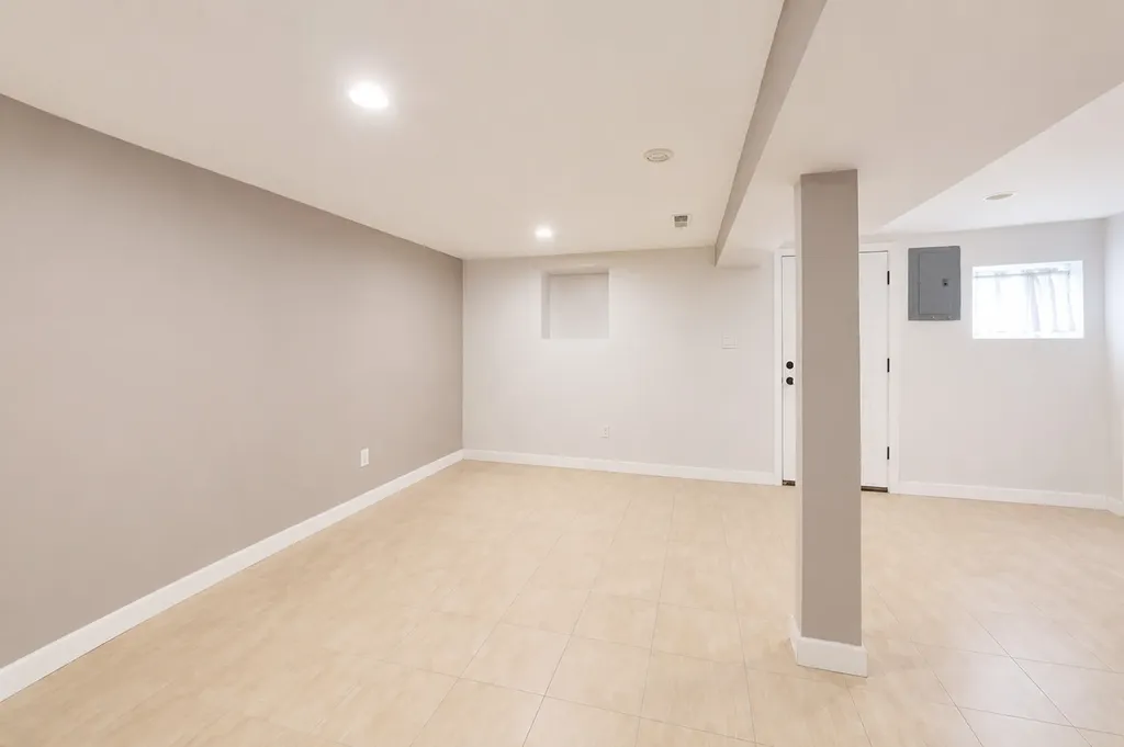 2835 South Millard Avenue Chicago IL 60623